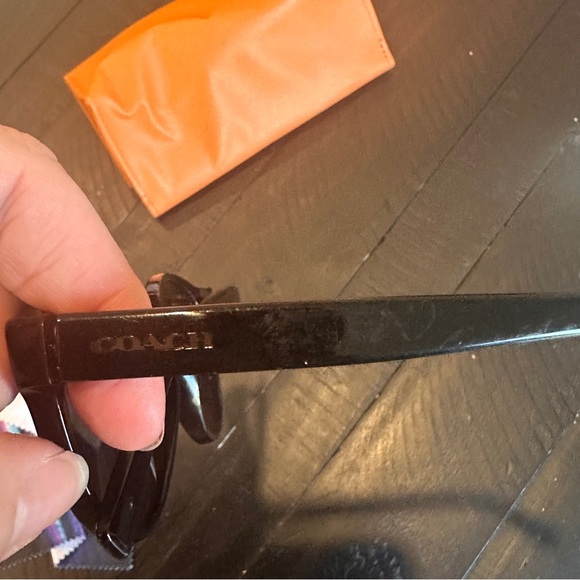 Coach Black Sunglasses with Orange Case - Picture 15 of 15